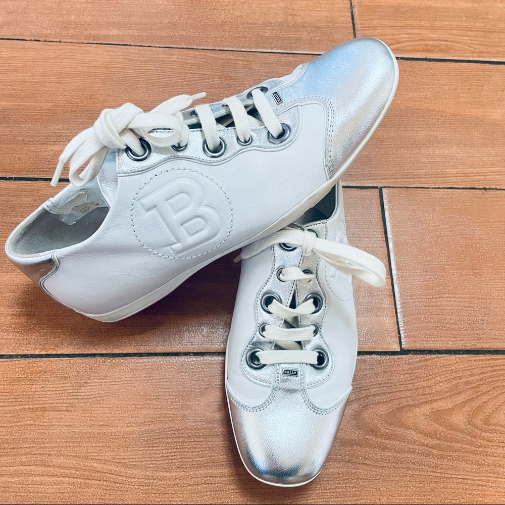 BALLY SNEAKERS WHITE SILVER SIZE 7.5